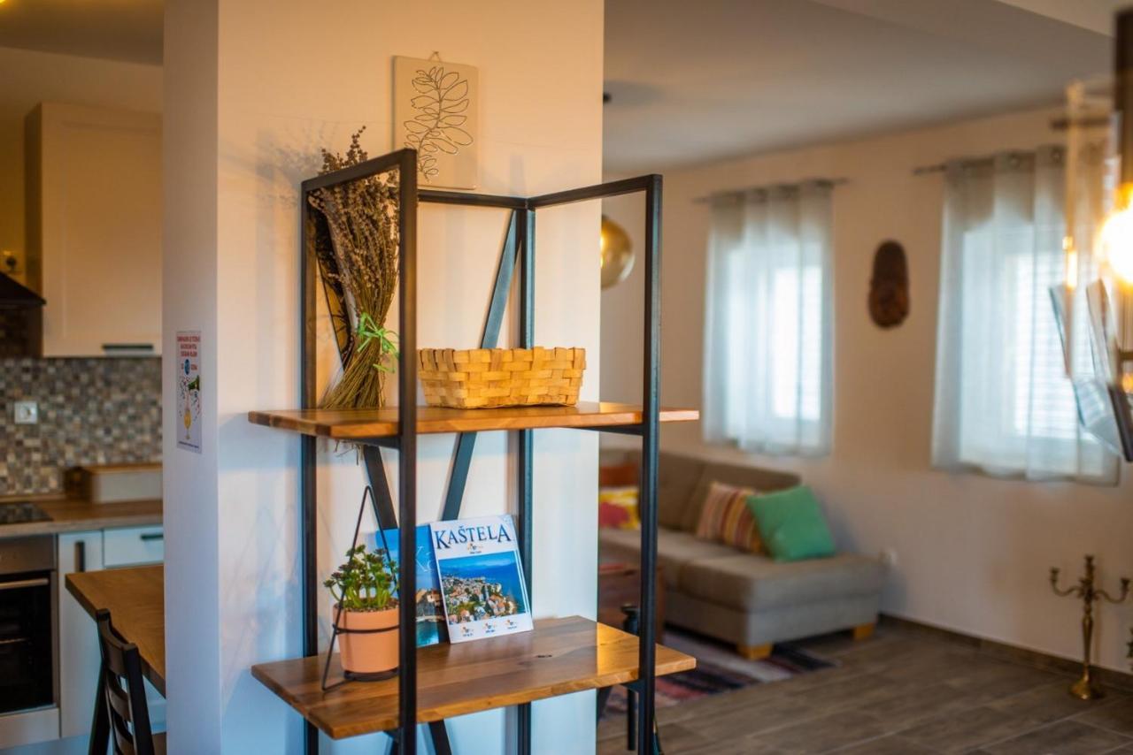 Apartman Paula Kastela Exterior photo