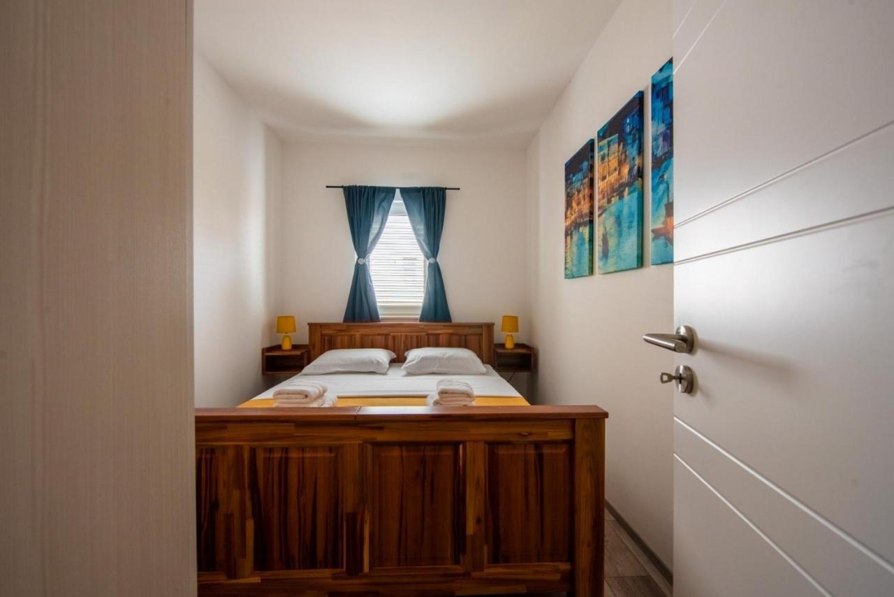 Apartman Paula Kastela Exterior photo